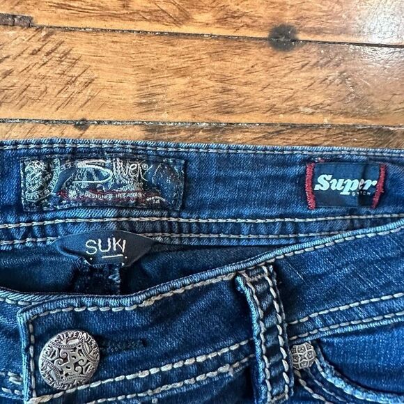 Silver western Suki skinny cowboycore distressed 30x31 jeans - Picture 2 of 4